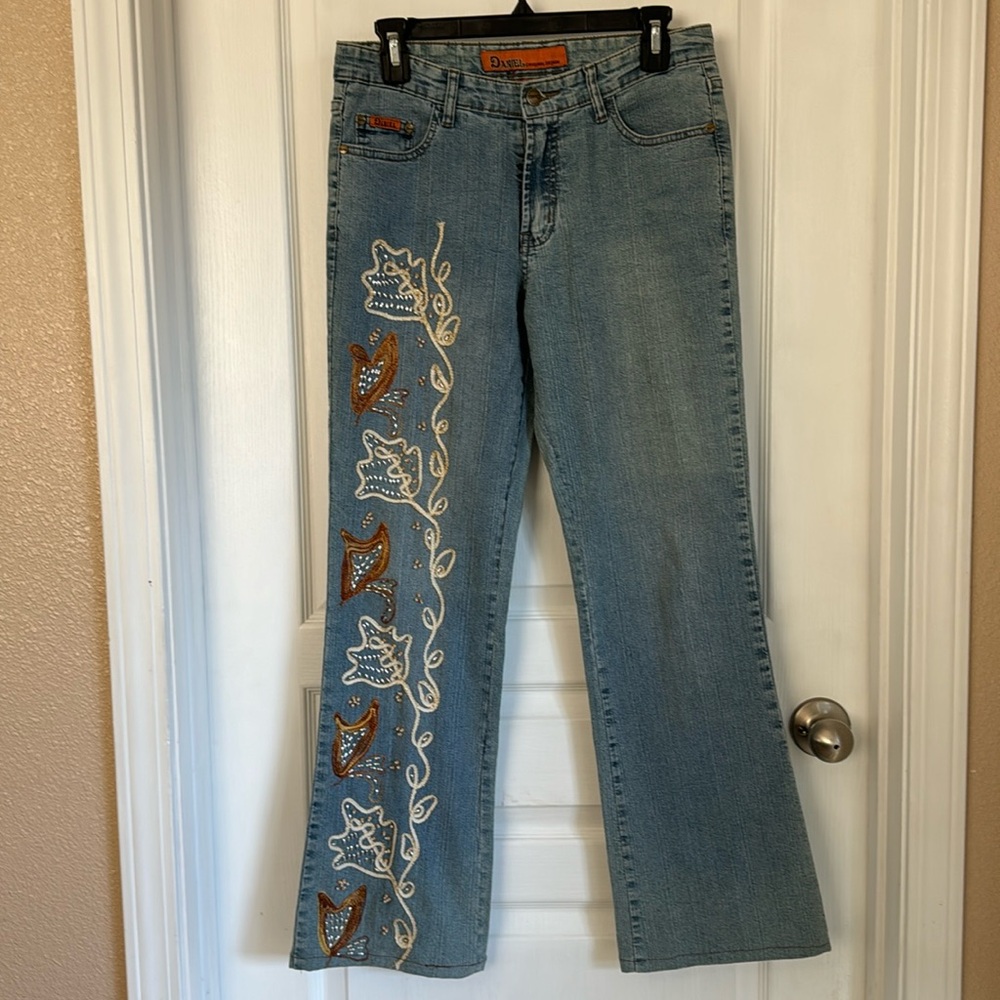 DANIEL ORIGINAL DESIGN JEANS SZ 8